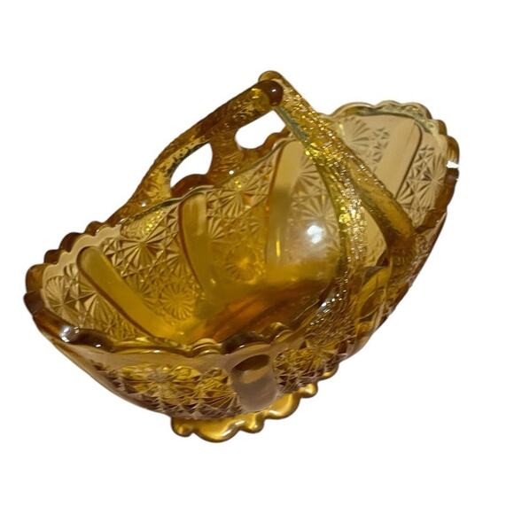 Vintage Fenton Honey Amber Daisy Button Glass Basket with Split Twig Handle MCM - Picture 5 of 8